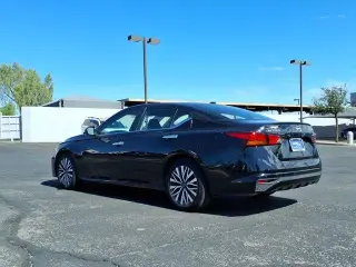 Nissan Altima 2025 2.5 SV 4dr Sedán