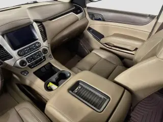 GMC Yukon 2017 4x2 SLT 4dr SUV