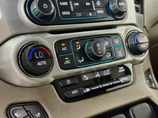 GMC Yukon 2017 4x2 SLT 4dr SUV