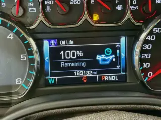 GMC Yukon 2017 4x2 SLT 4dr SUV