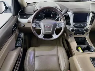 GMC Yukon 2017 4x2 SLT 4dr SUV