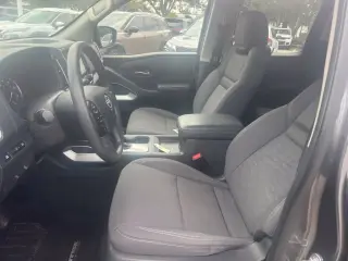 Nissan Frontier 2022 4x4 SV 4dr Crew Cab 5 ft. SB