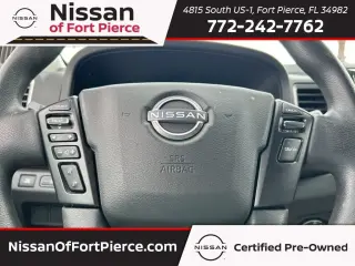 Nissan Frontier 2022 4x4 SV 4dr Crew Cab 5 ft. SB