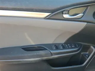 Honda Civic 2019 LX 4dr Sedán CVT