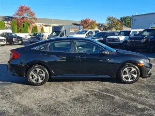 Honda Civic 2019 LX 4dr Sedán CVT