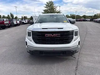 GMC Sierra 1500 2023 4x4 Pro 4dr Crew Cab 6.6 ft. SB
