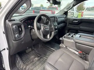 GMC Sierra 1500 2023 4x4 Pro 4dr Crew Cab 6.6 ft. SB