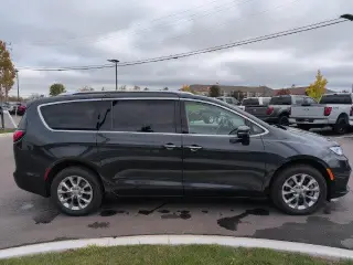 Chrysler Pacifica 2021 AWD Touring L 4dr Minifurgón