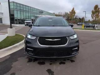 Chrysler Pacifica 2021 AWD Touring L 4dr Minifurgón