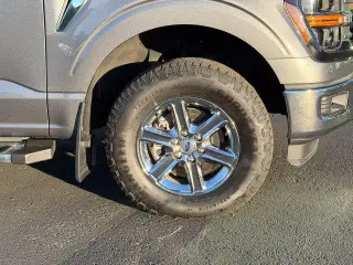 Ford F-150 2024 4x4 XLT 4dr SuperCab 6.5 ft. SB