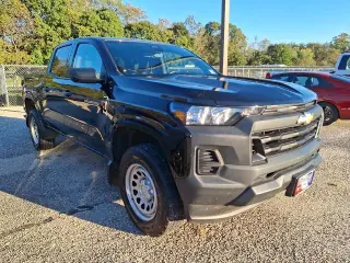 Chevrolet Colorado 2023 4x4 Work Truck 4dr Crew Cab 5 ft. SB