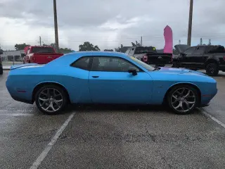 Dodge Challenger 2015 R/T Plus 2dr Coupe