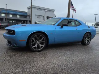 Dodge Challenger 2015 R/T Plus 2dr Coupe