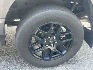 Ford F-150 2025 4x4 STX 4dr SuperCrew 5.5 ft. SB