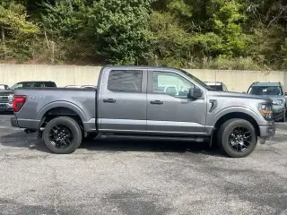 Ford F-150 2025 4x4 STX 4dr SuperCrew 5.5 ft. SB