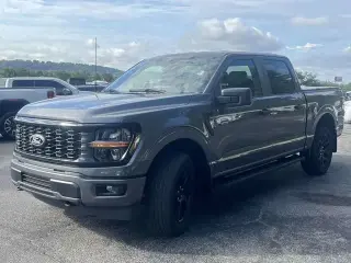 Ford F-150 2025 4x4 STX 4dr SuperCrew 5.5 ft. SB