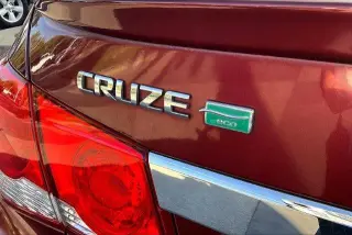 Chevrolet Cruze Limited 2016 ECO Automático Sedán 4 puertas con 1SF