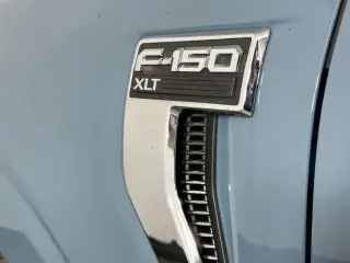 Ford F-150 2023 4x4 XLT 4dr SuperCrew 5.5 ft. SB