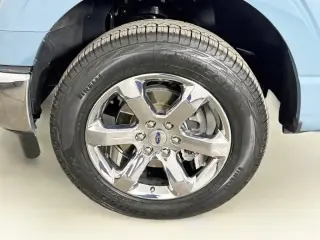 Ford F-150 2023 4x4 XLT 4dr SuperCrew 5.5 ft. SB