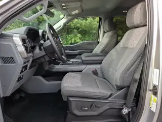 Ford F-150 2023 4x4 XLT 4dr SuperCrew 5.5 ft. SB