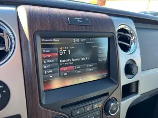 Ford F-150 2014 4x4 Lariat 4dr SuperCrew Styleside 5.5 ft. SB