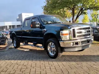 Ford F-350 Super Duty 2010 4x4 Lariat 4dr Crew Cab 6.8 ft. SB SRW Pickup