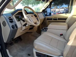 Ford F-350 Super Duty 2010 4x4 Lariat 4dr Crew Cab 6.8 ft. SB SRW Pickup