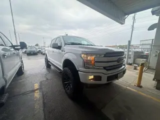 Ford F-150 2020 4x4 Lariat 4dr SuperCrew con plataforma 5.5 ft. SB