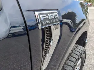 Ford F-150 2022 4x4 King Ranch 4dr SuperCrew 5.5 ft. SB
