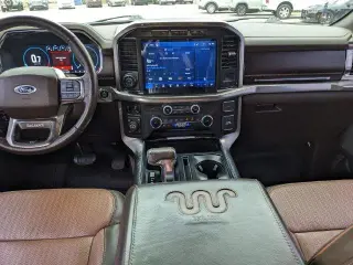 Ford F-150 2022 4x4 King Ranch 4dr SuperCrew 5.5 ft. SB