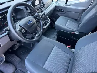 Ford Transit 2025 250 3dr SWB Techo de Ladera Carga