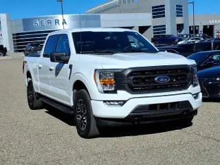Ford F-150 2023 4x4 XLT 4dr SuperCrew con cabina de 5.5 ft. SB