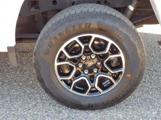 Ford F-150 2023 4x4 XLT 4dr SuperCrew con cabina de 5.5 ft. SB