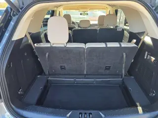 Ford Explorer 2020 con tracción en las cuatro ruedas XLT de cuatro puertas SUV