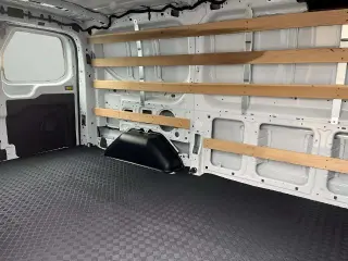 Ford Transit 2025 250 3dr SWB Low Roof Cargo Van