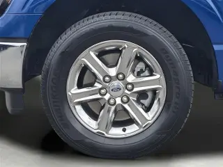 Ford F-150 2024 4x2 XLT 4dr SuperCrew con cabina de 5.5 metros SB