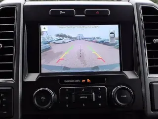 Ford F-150 2017 4x4 XLT 4dr SuperCrew 5.5 ft. SB