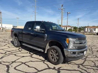 Ford F-250 Super Duty 2017 4x4 Lariat Cabina Triples 4 puertas 6.8 pies SB Camioneta