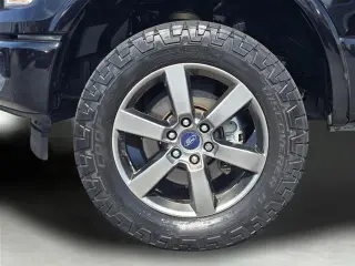 Ford F-150 2017 4x4 Lariat 4dr SuperCrew 5.5 ft. SB