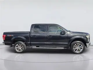 Ford F-150 2015 4x4 XLT 4dr SuperCrew con cabina de 5.5 metros de longitud