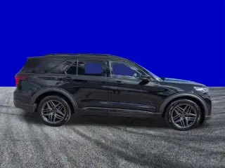 Ford Explorer 2025 AWD ST 4dr SUV