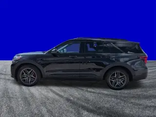 Ford Explorer 2025 AWD ST 4dr SUV