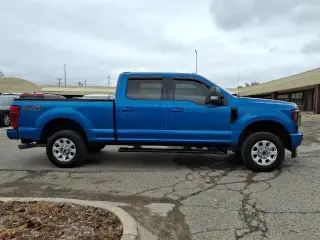 Ford F-250 Super Duty 2021 4x4 Lariat 4dr Crew Cab 6.8 ft. SB Pickup
