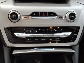 Ford Explorer 2023 AWD XLT 4dr SUV
