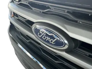 Ford Expedition 2024 4x2 XLT SUV de 4 puertas