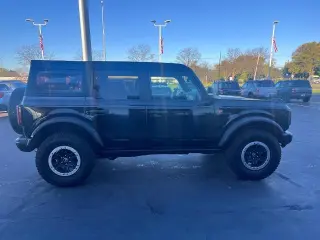 Ford Bronco 2023 4x4 Base Advanced 4dr SUV