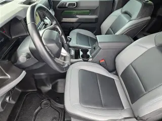 Ford Bronco 2022 4x4 Black Diamond 2dr SUV