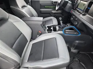 Ford Bronco 2022 4x4 Black Diamond 2dr SUV