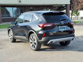 Ford Escape 2023 AWD Platinum 4dr SUV