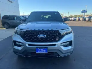 Ford Explorer 2023 AWD ST 4dr SUV